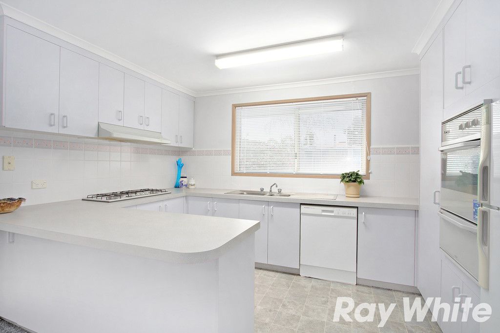 45 Barrington Drive, Pakenham, VIC 3810