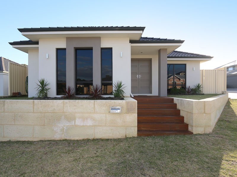 6 Bryanston Pass, Madeley, WA 6065