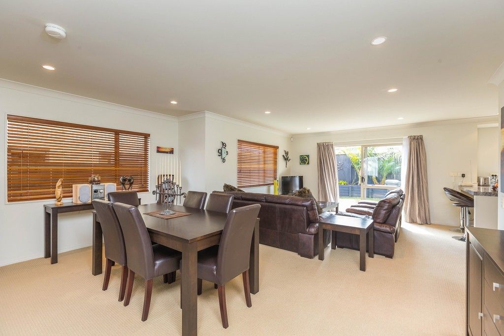 11 Plantation Avenue, Flat Bush, Manukau City