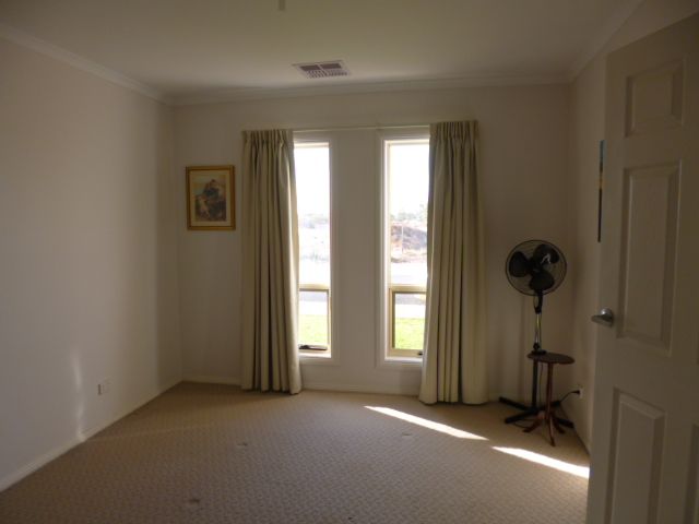 27 Schick Street, LOXTON, SA 5333