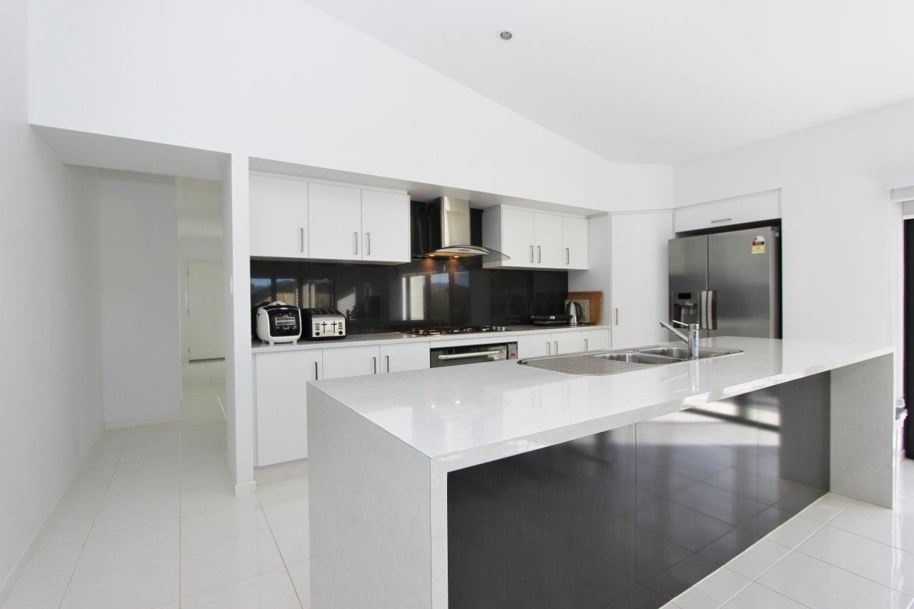 14 Munburra Parade, Smithfield, QLD 4878