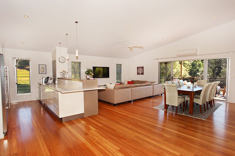 27 Upper Rosemount Road, Rosemount, QLD 4560
