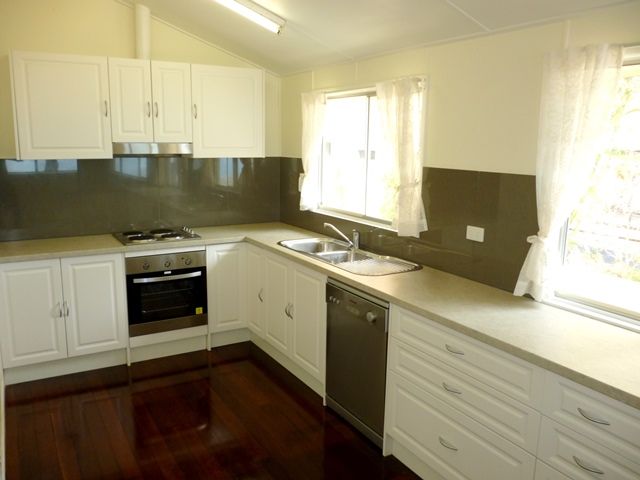 26 Picnic Point Esplanade, MAROOCHYDORE, QLD 4558