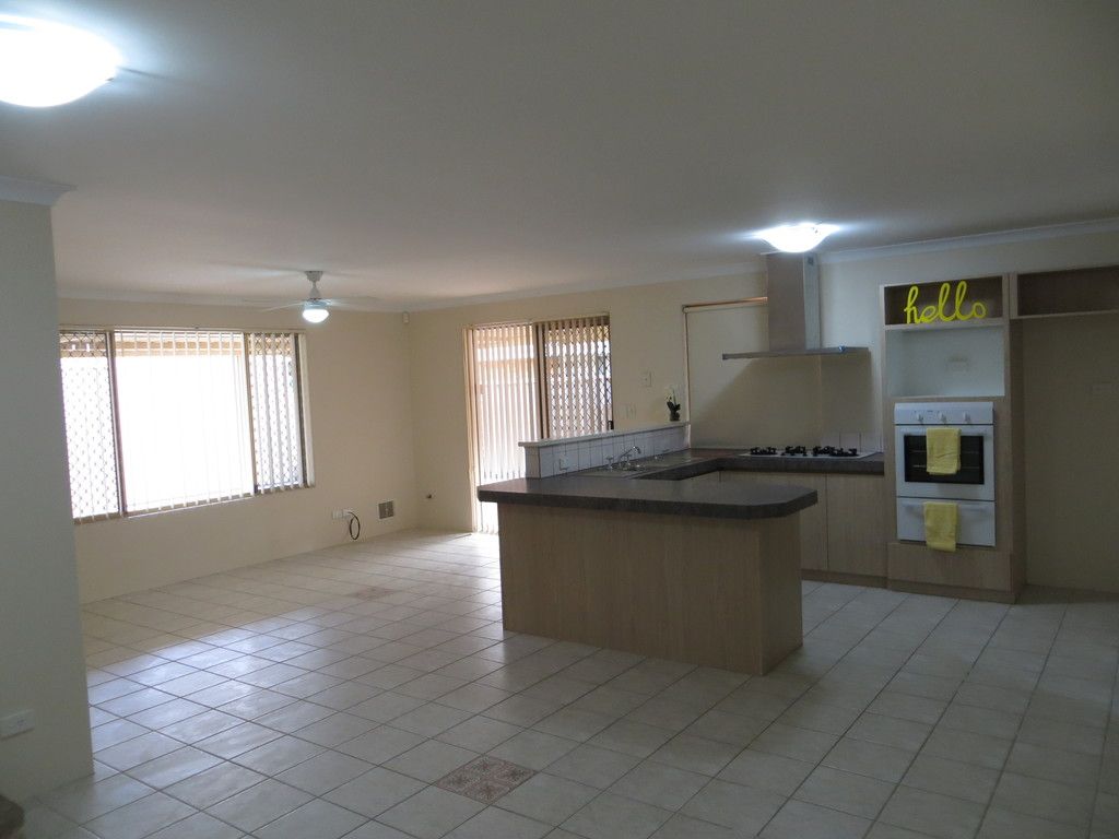 5 Harding Place, Waikiki, WA 6169