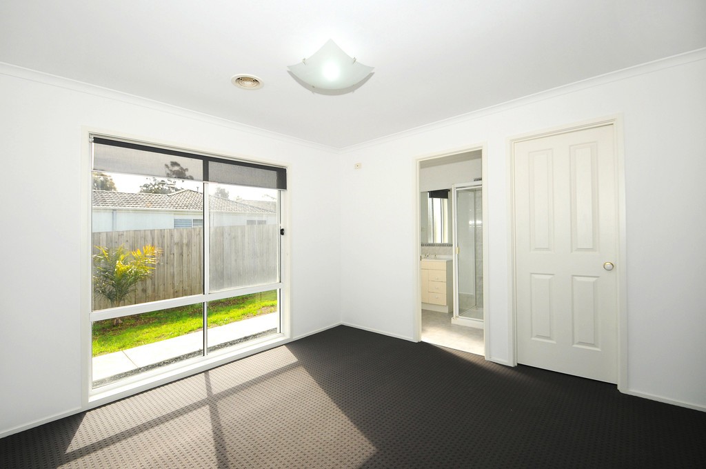 2 Oleander Court, Skye, VIC 3977