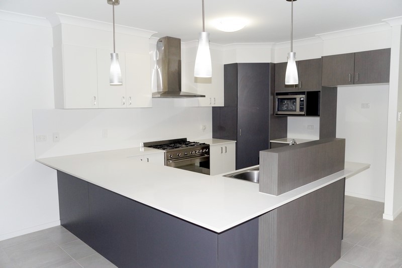 12 Barramundi Street, Toolooa, QLD 4680