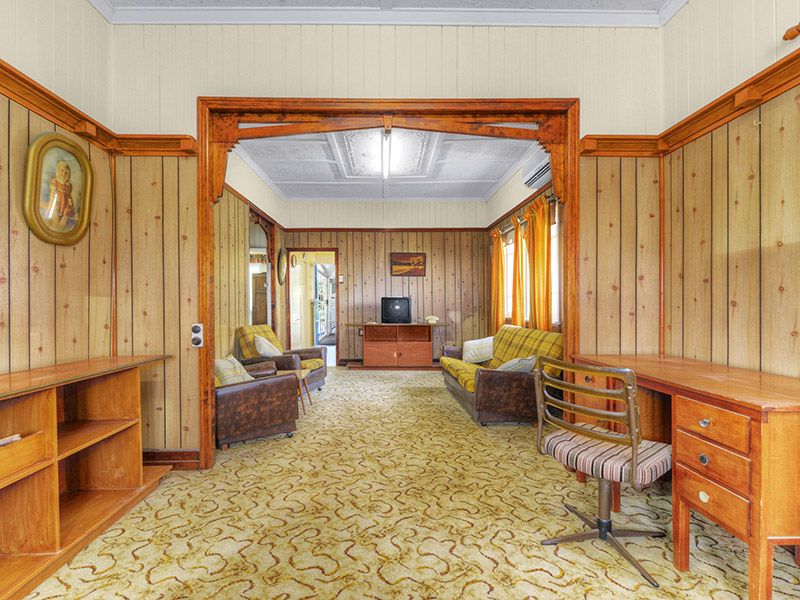 15 Meecham Street, Grange, QLD 4051