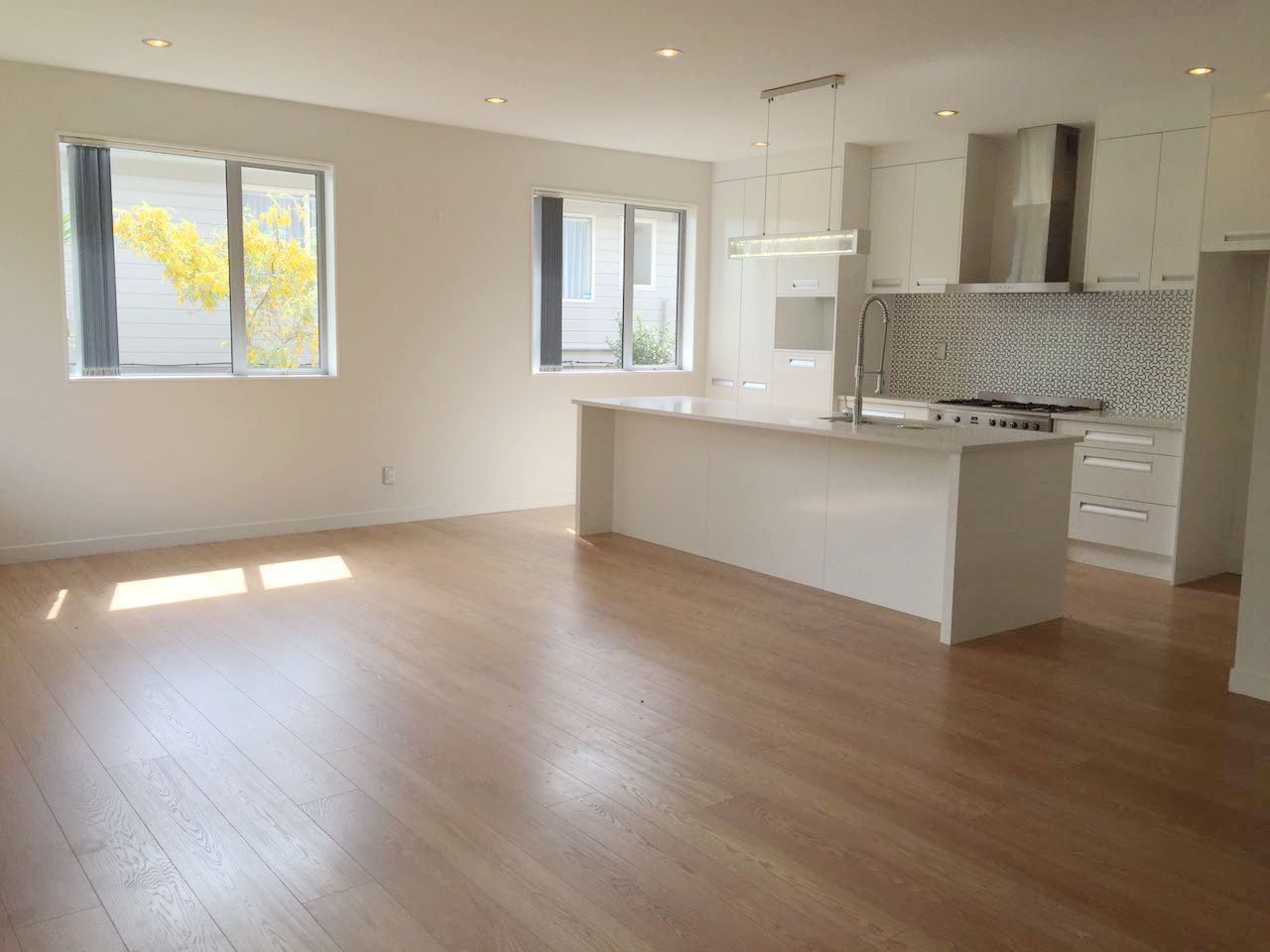 38A Edgeworth Road, Glenfield, North Shore City