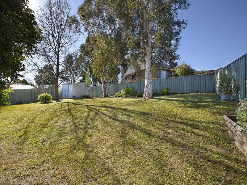 4 Knighton Place, South Penrith, NSW 2750