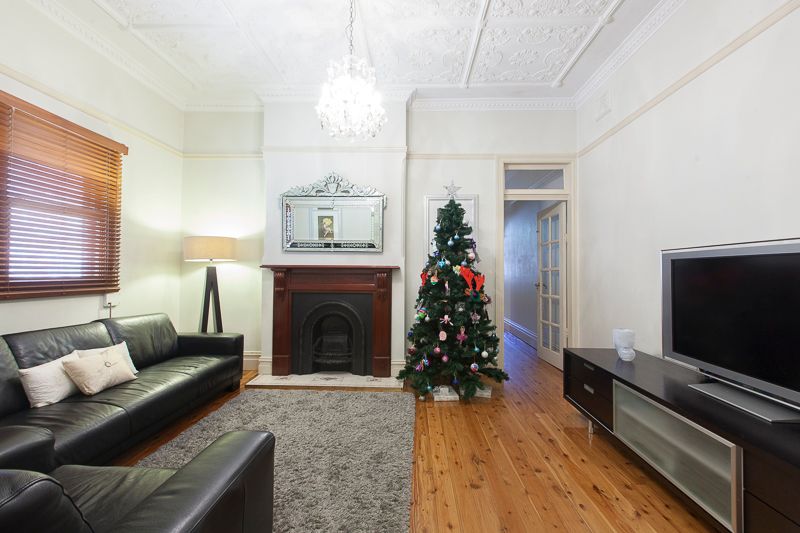 158 Albany Road, Stanmore, NSW 2048
