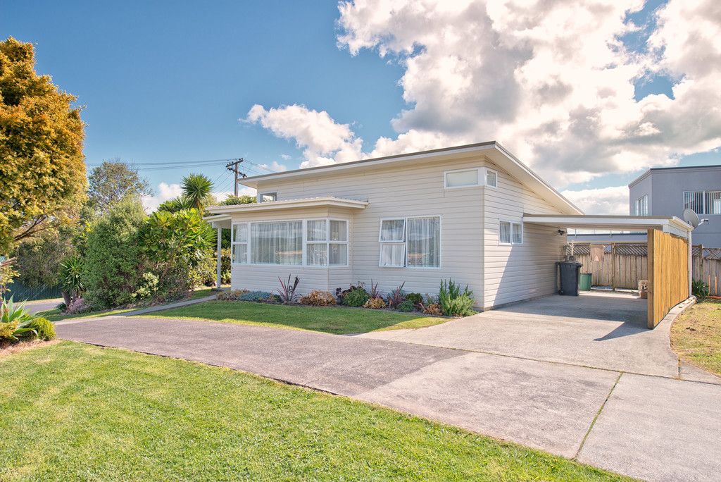 11B Karaka Road, Beachlands, Manukau City