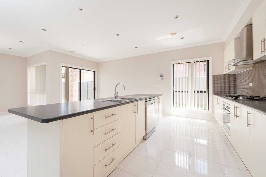 6 Coventry Lane, Craigieburn, VIC 3064