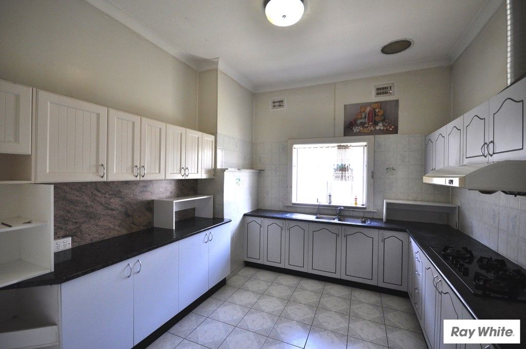 LIDCOMBE, NSW 2141