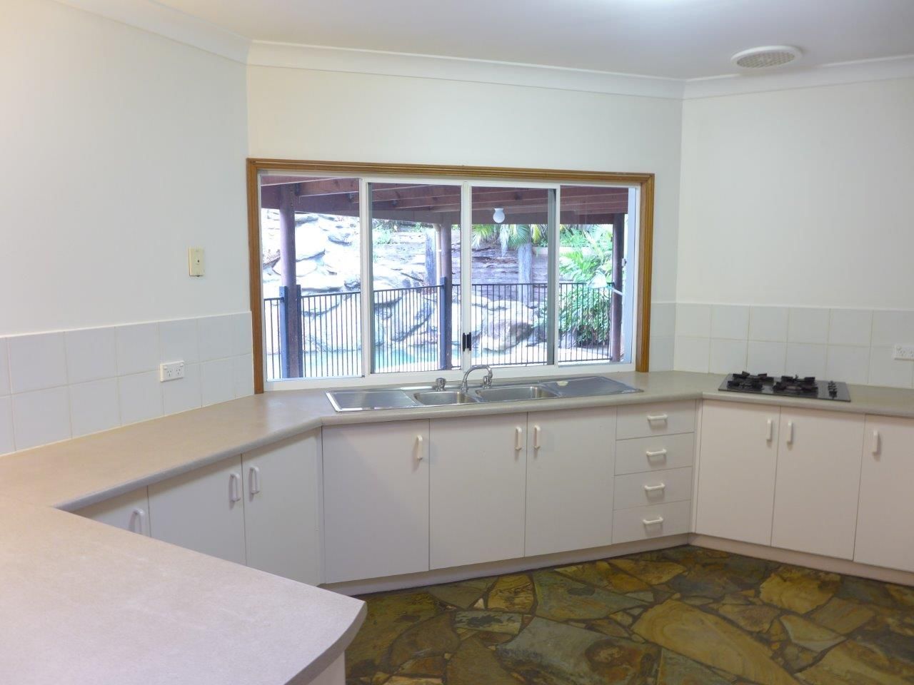 97-99 Petersen Street, FRESHWATER, QLD 4870