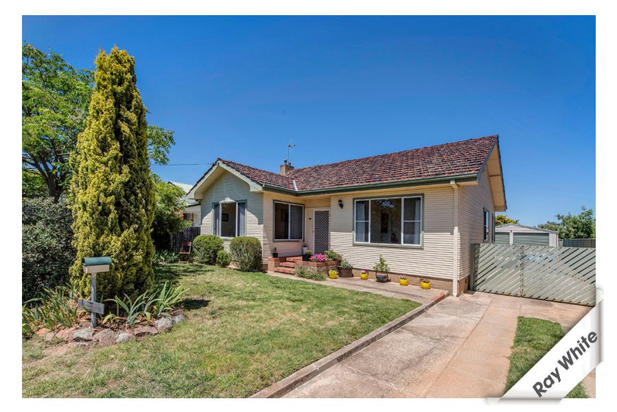 35 Buttle Street, Queanbeyan East, NSW 2620