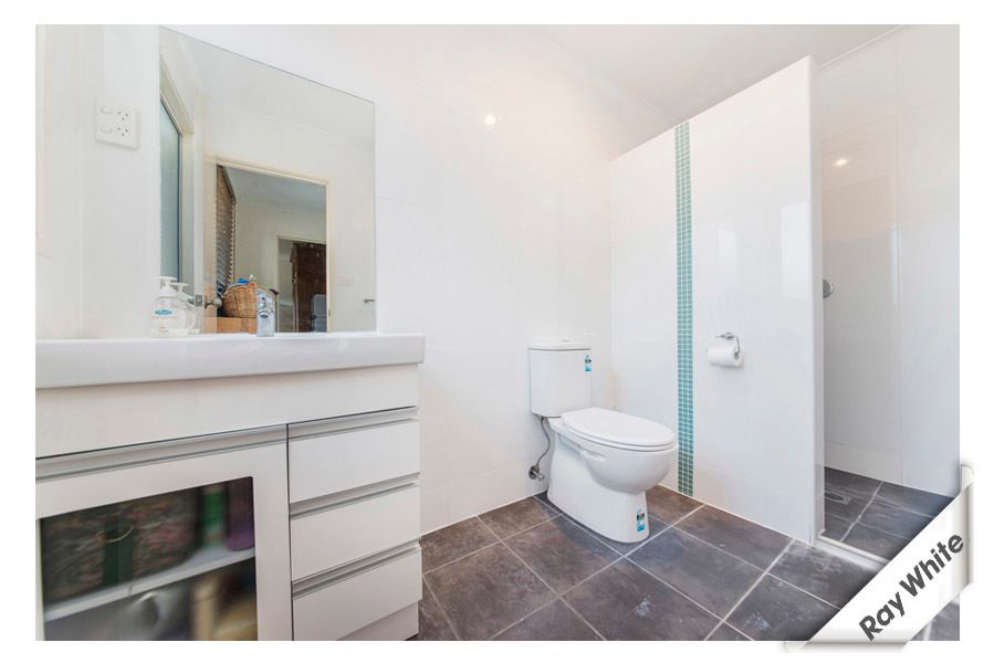 2 Noble Close, Ngunnawal, ACT 2913