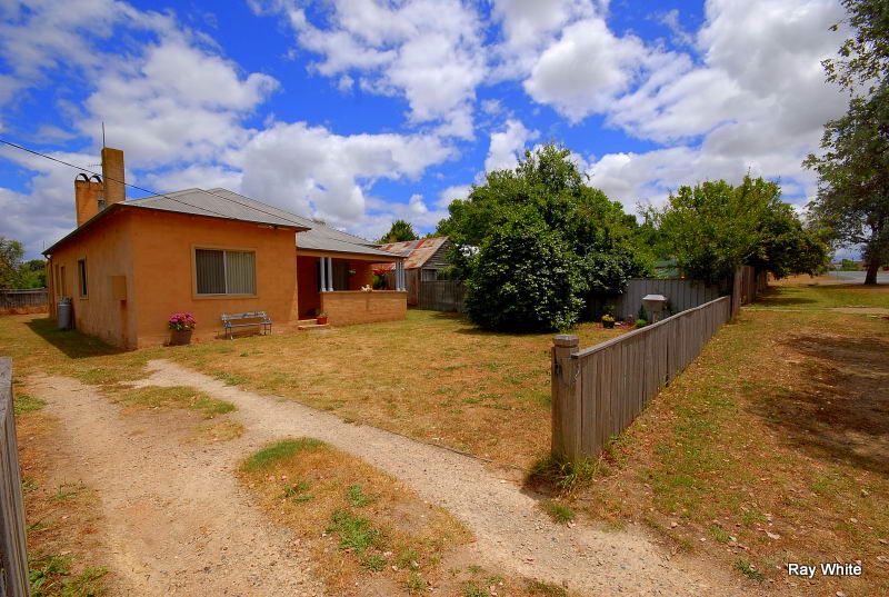 32 Elrington Street