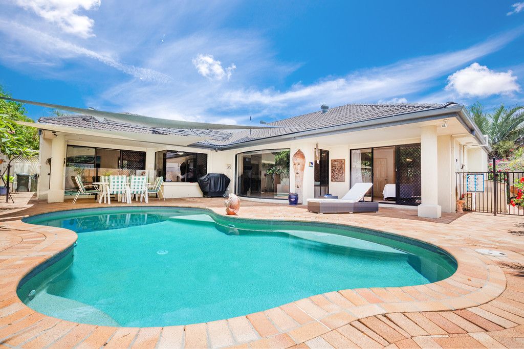 32 Oyster Cove Promenade, Helensvale, QLD 4212