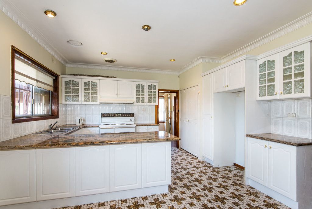 57 Rathcown Road, Reservoir, VIC 3073