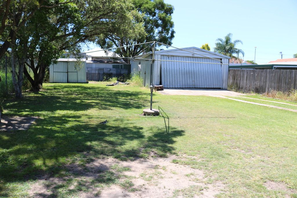 19 Earl Street, Dinmore, QLD 4303