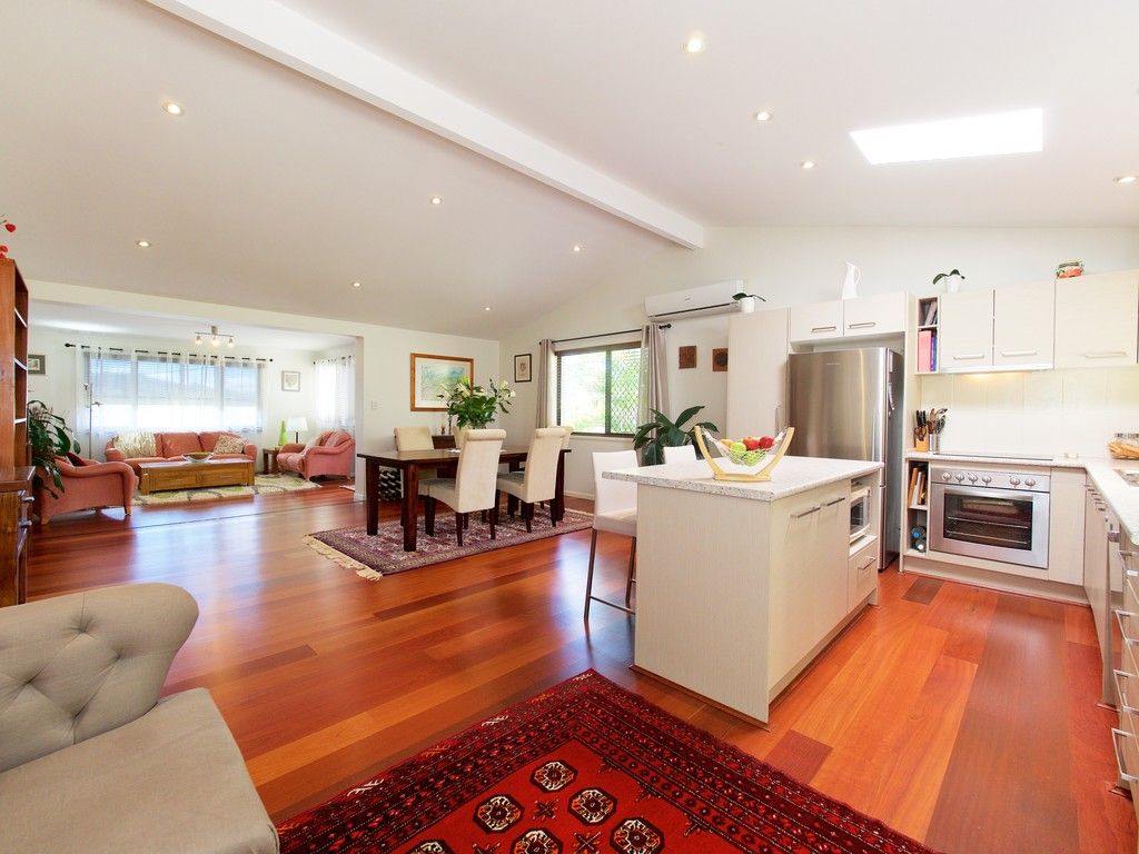 28 Drake Road, Springwood, QLD 4127