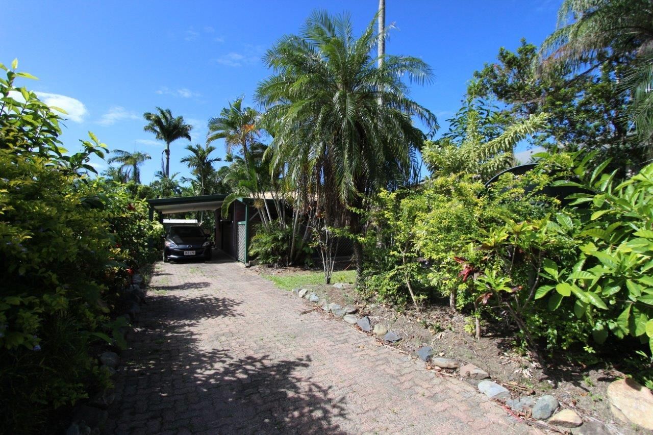 Trinity Beach, QLD 4879