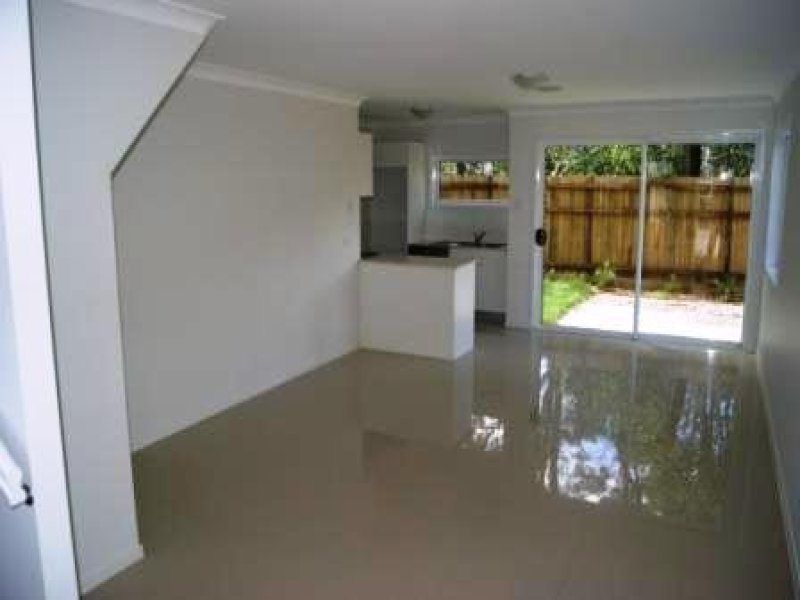 8/10 Veronica Court, KALLANGUR, QLD 4503