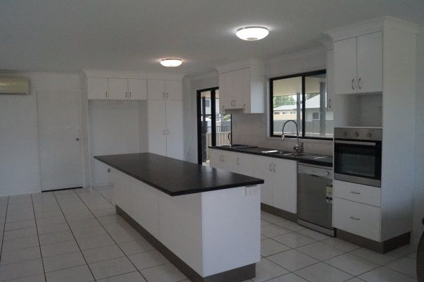 5 Colden Place, Emerald, QLD 4720