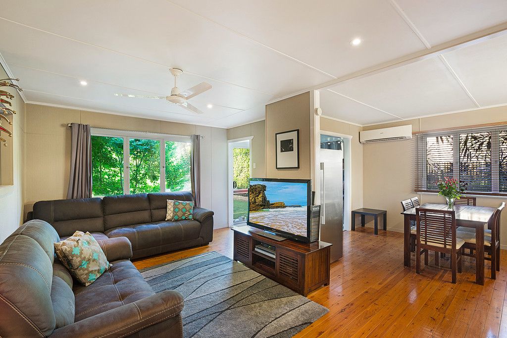 80 North Street, Mount Lofty, QLD 4350
