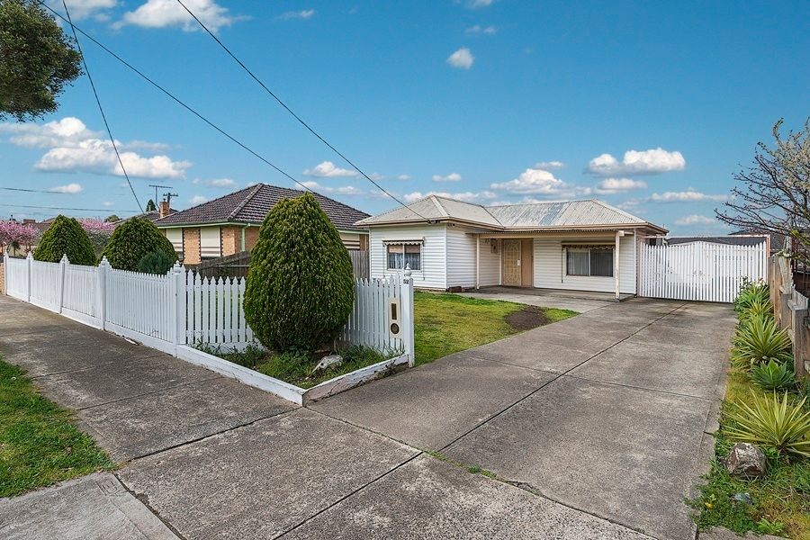 52 Mount View Road, Thomastown, VIC 3074