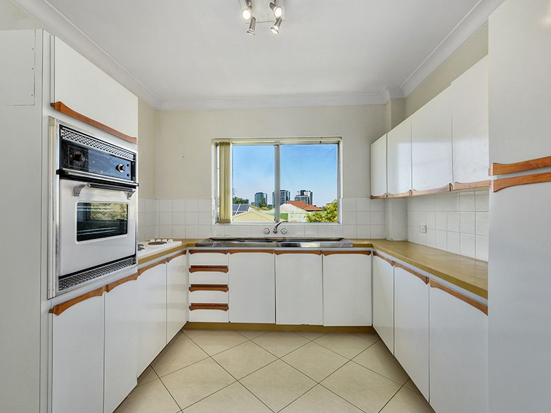 4/17 Napier Street, Ascot, QLD 4007