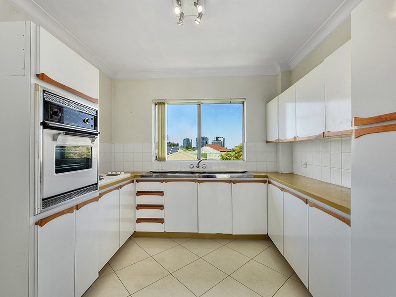 4/17 Napier Street, Ascot, QLD 4007