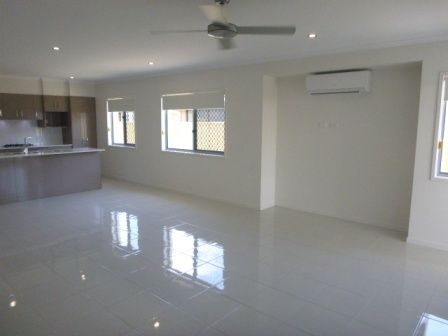 14 Brampton Way, Meridan Plains, QLD 4551