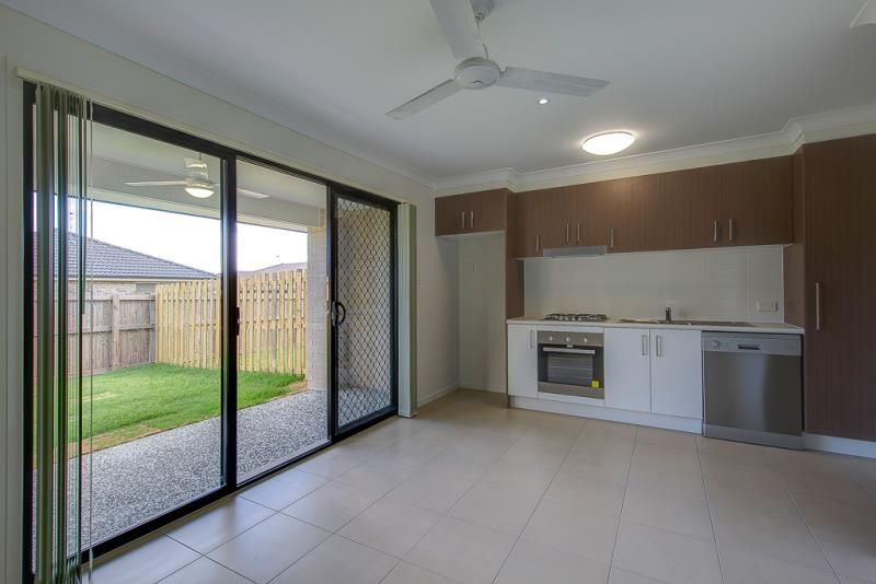 10B Tombay Crescent, Crestmead, QLD 4132