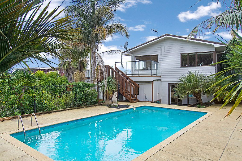 18 Treeway, Sunnyhills, Manukau City