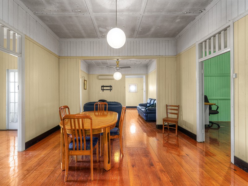 40 Glenfern Avenue, Kedron, QLD 4031