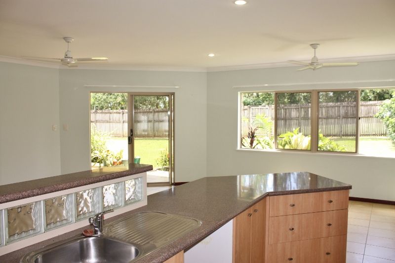 223 ROBERT Road, Bentley Park, QLD 4869