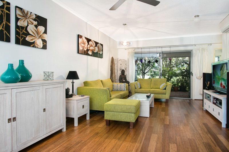 Trinity Beach, QLD 4879