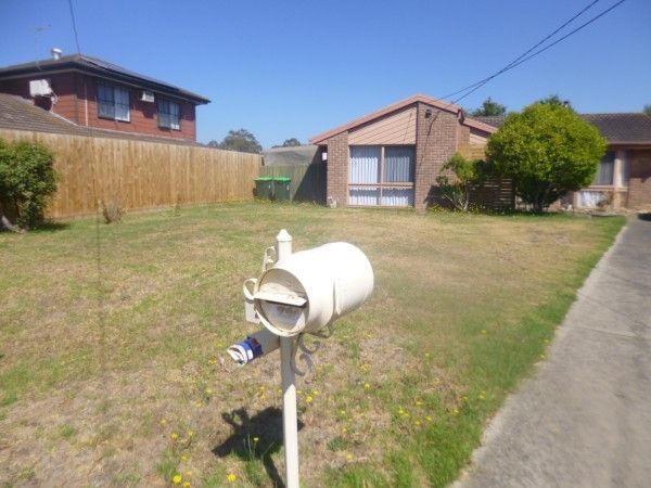 23 Honeyeater Place, Carrum Downs, VIC 3201