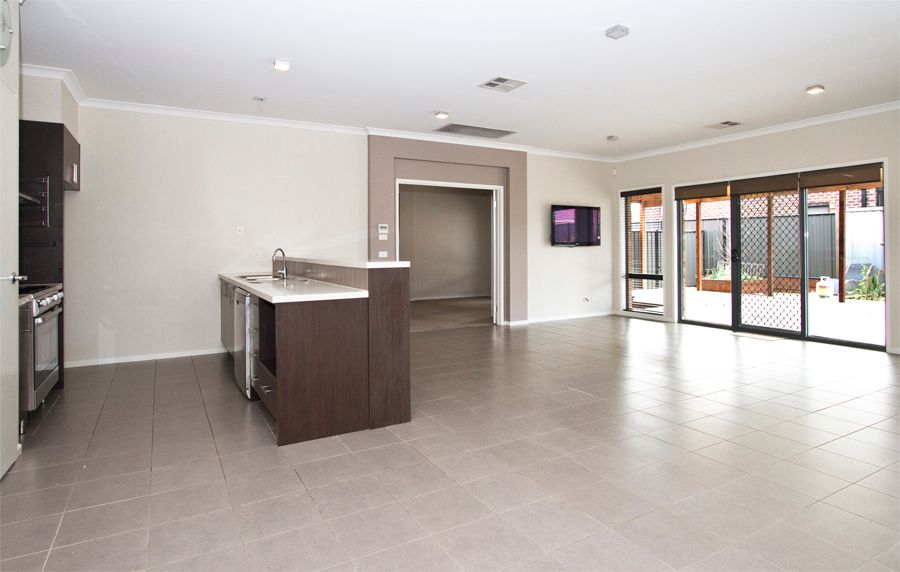6 Atlas Street, ROXBURGH PARK, VIC 3064