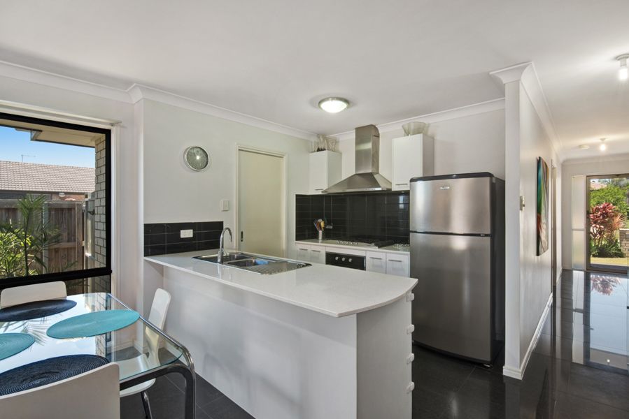 12 Shimao Crescent, North Lakes, QLD 4509