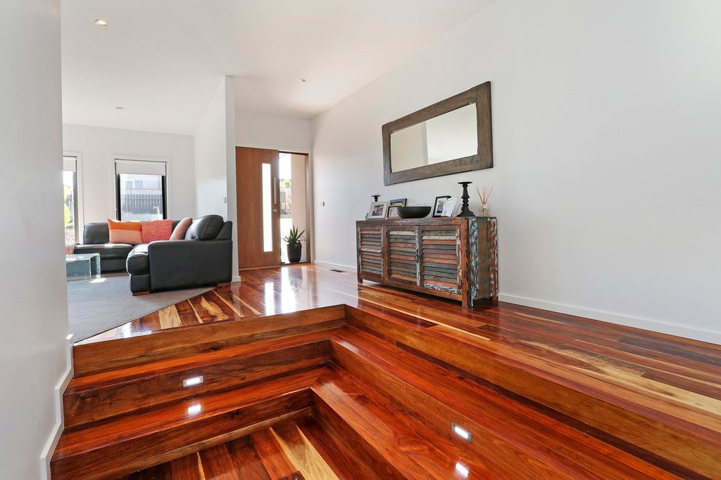 81 Grantham Drive, Highton, VIC 3216