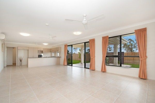 11 Burgundy Court, CONDON, QLD 4815