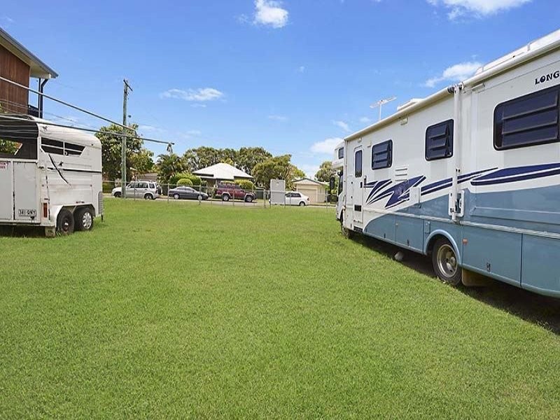 2 Golden Square, Hendra, QLD 4011
