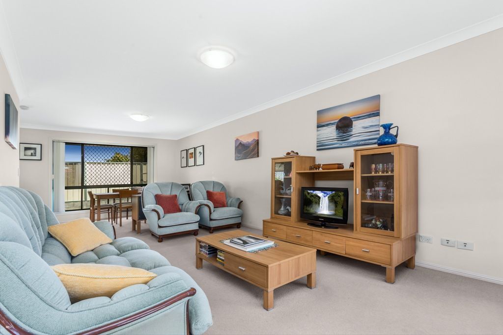 4 Siena Street Aka 4/24 Faheys Road East, Albany Creek, QLD 4035