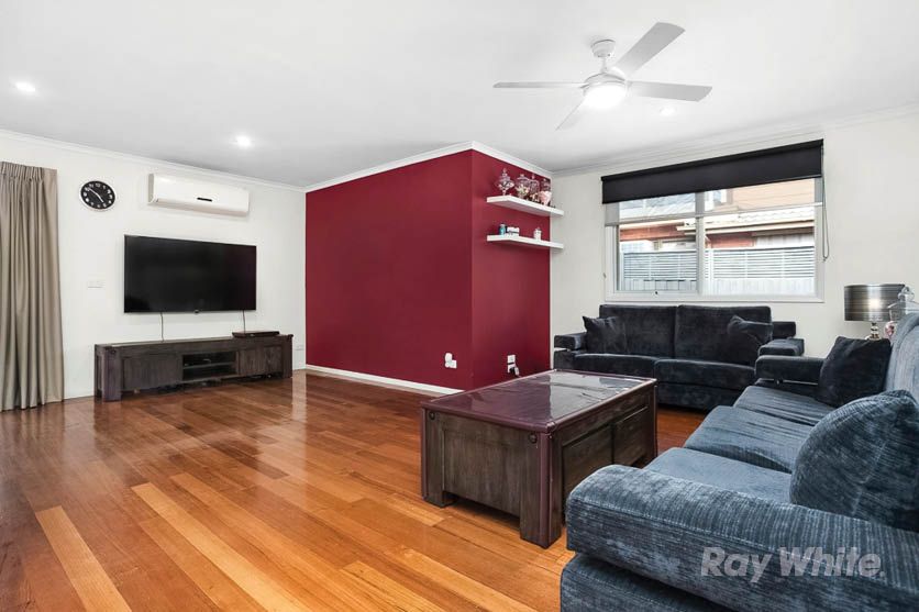 33 Whites Lane, Glen Waverley, VIC 3150