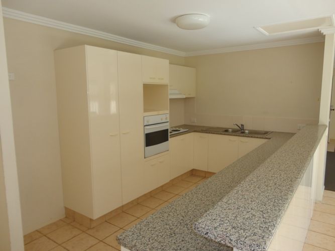 6 Lancashire Drive, MUDGEERABA, QLD 4213