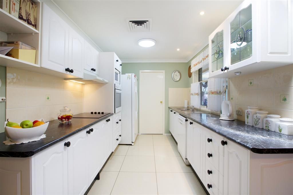 19 Yuroka Street, Glenmore Park, NSW 2745