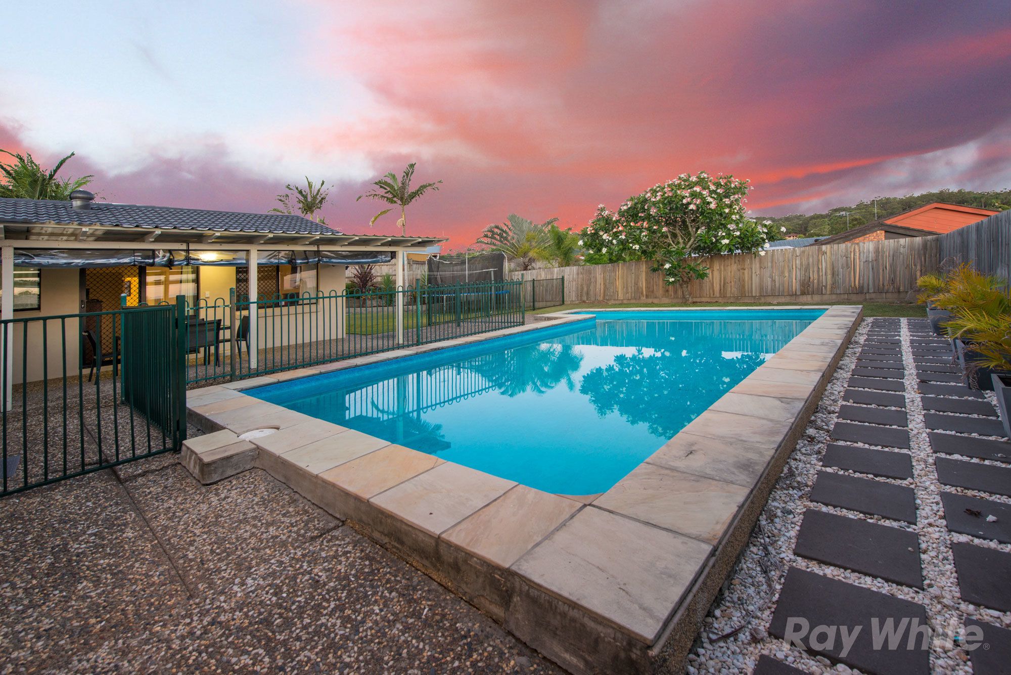 7 Shoalhaven Avenue, Springwood QLD 4127