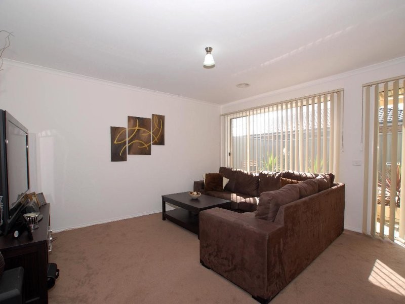 64 Tyndal Street, Cranbourne East, VIC 3977